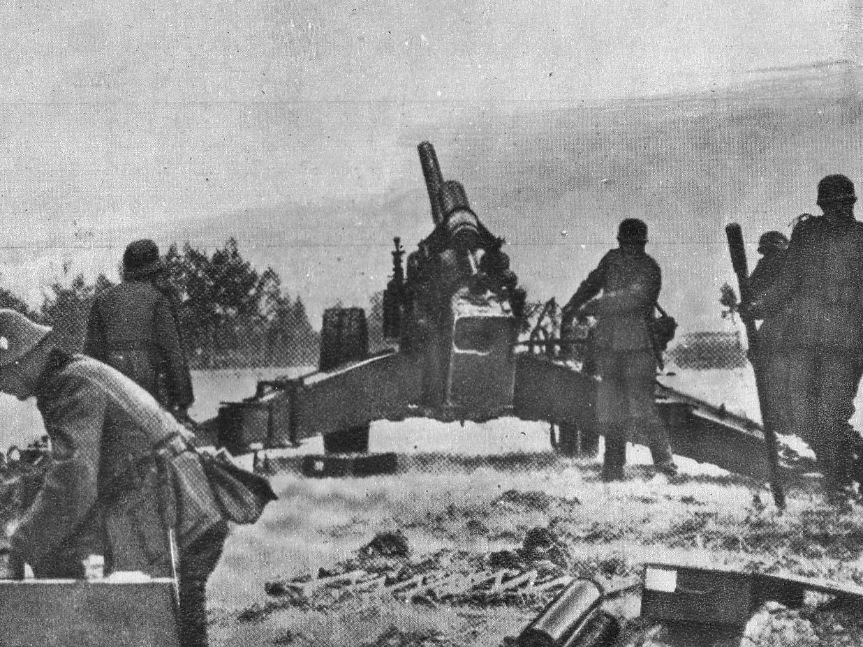 Niemiecka artyleria ostrzeliwująca Warszawę we wrześniu 1939 roku