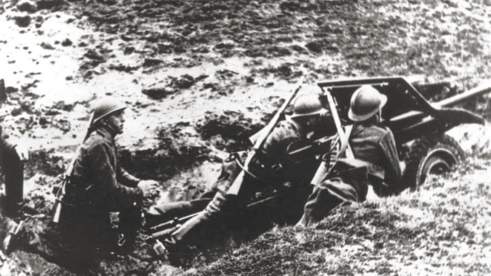 Polska obsługa armaty przeciwpancernej Bofors wz. 36 podczas kampanii 1939 roku