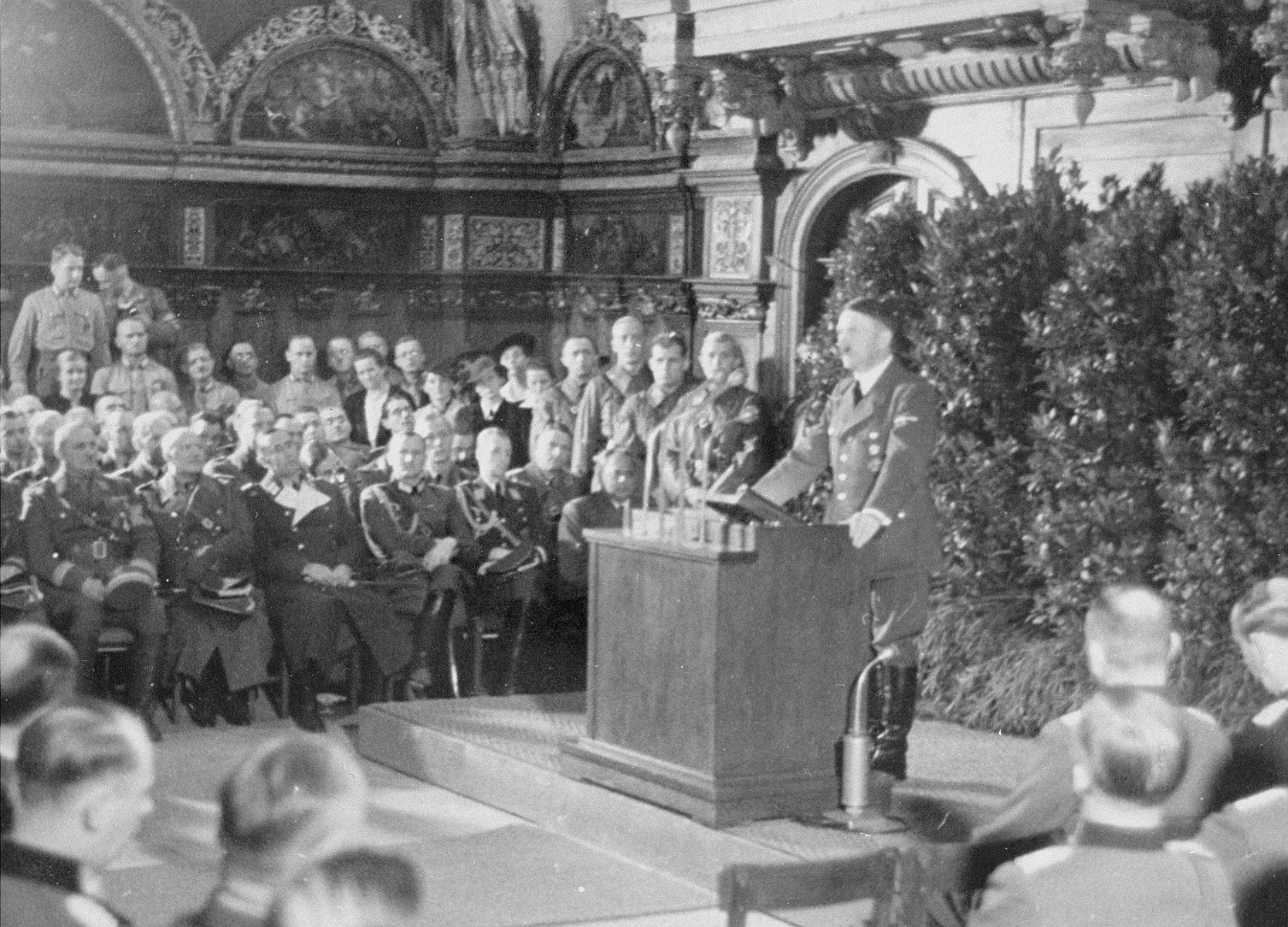 Adolf Hitler przemawiający w Gdańsku 19 września 1939 roku