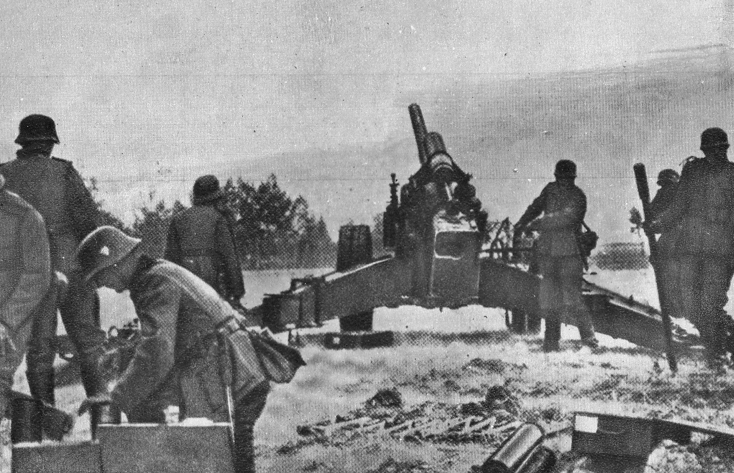 Niemiecka artyleria ostrzeliwująca Warszawę we wrześniu 1939 roku