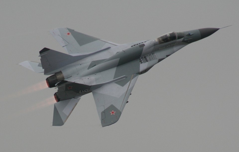 MiG-29SMT podczas dynamicznego lotu pokazowego