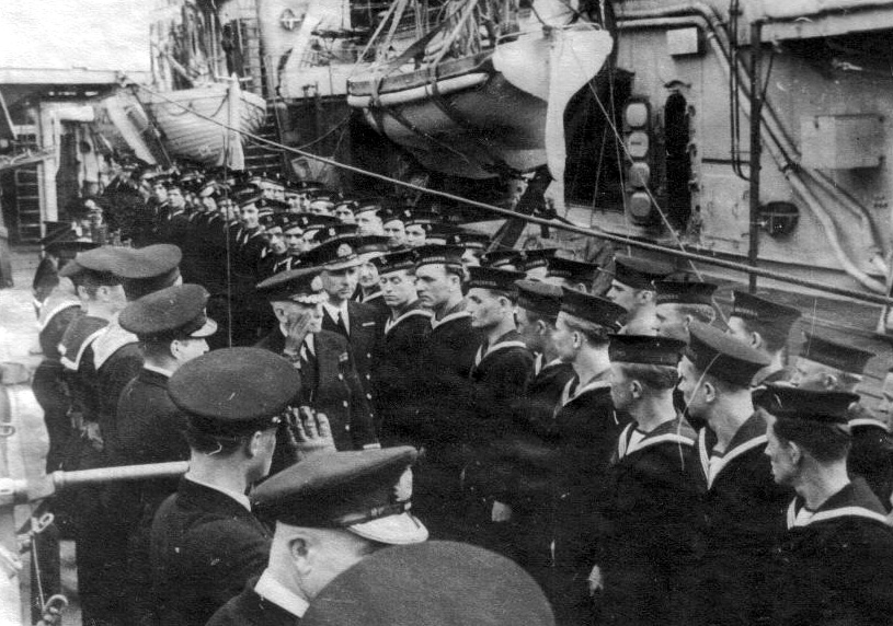 Niszczyciel ORP Piorun wraca do portu po starciu z Bismarckiem